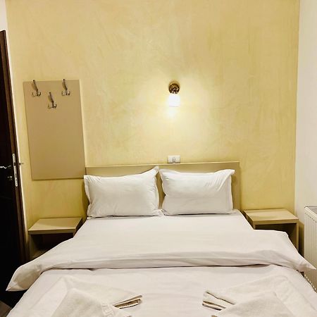 Hotel Marina Srl Bucureşti Eksteriør bilde