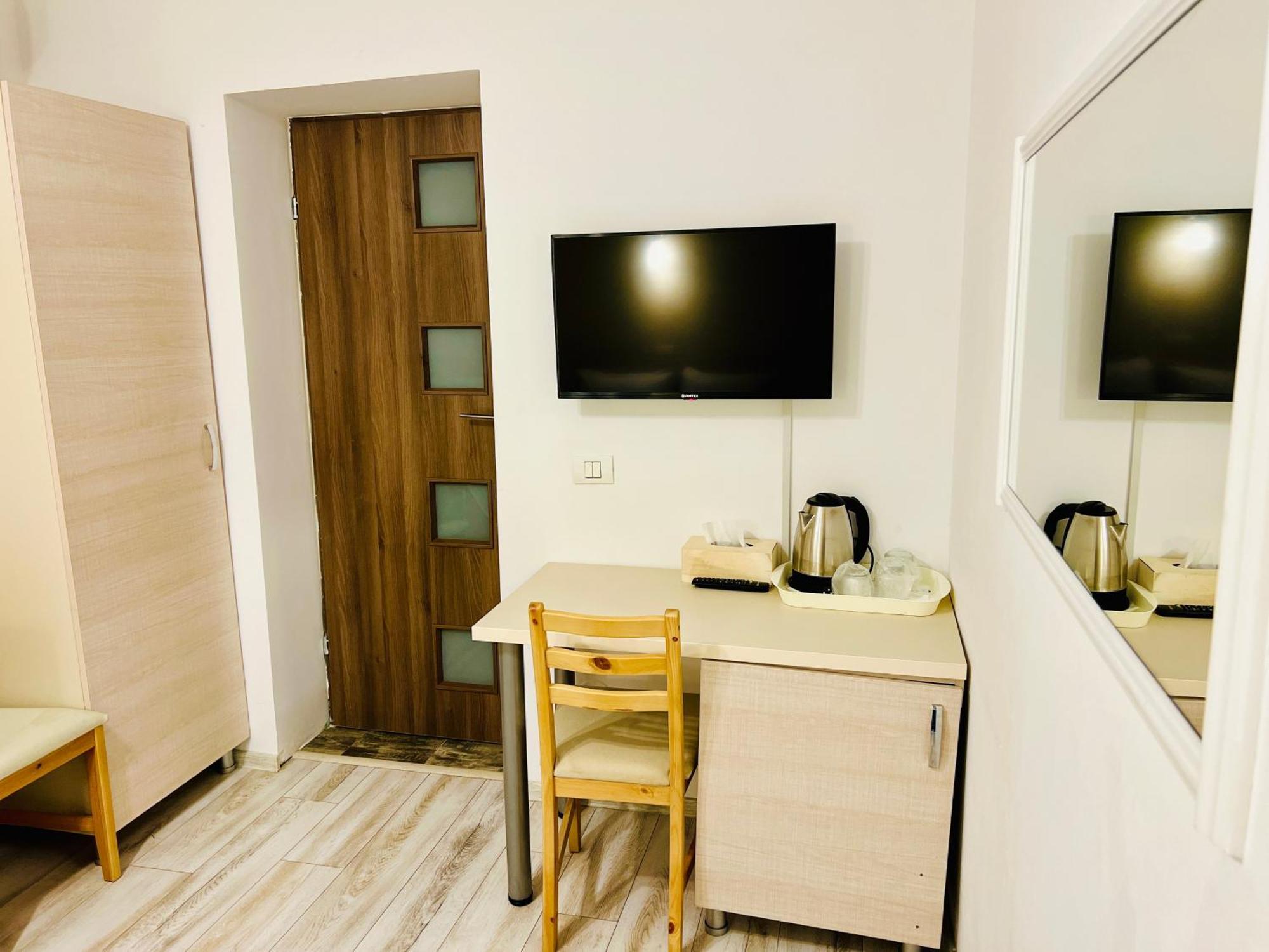 Hotel Marina Srl Bucureşti Eksteriør bilde