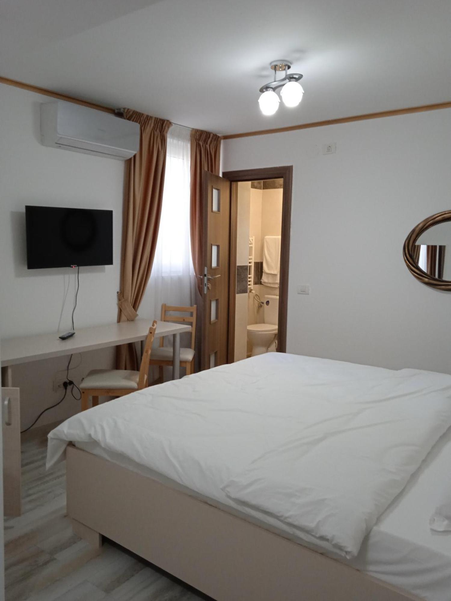 Hotel Marina Srl Bucureşti Eksteriør bilde