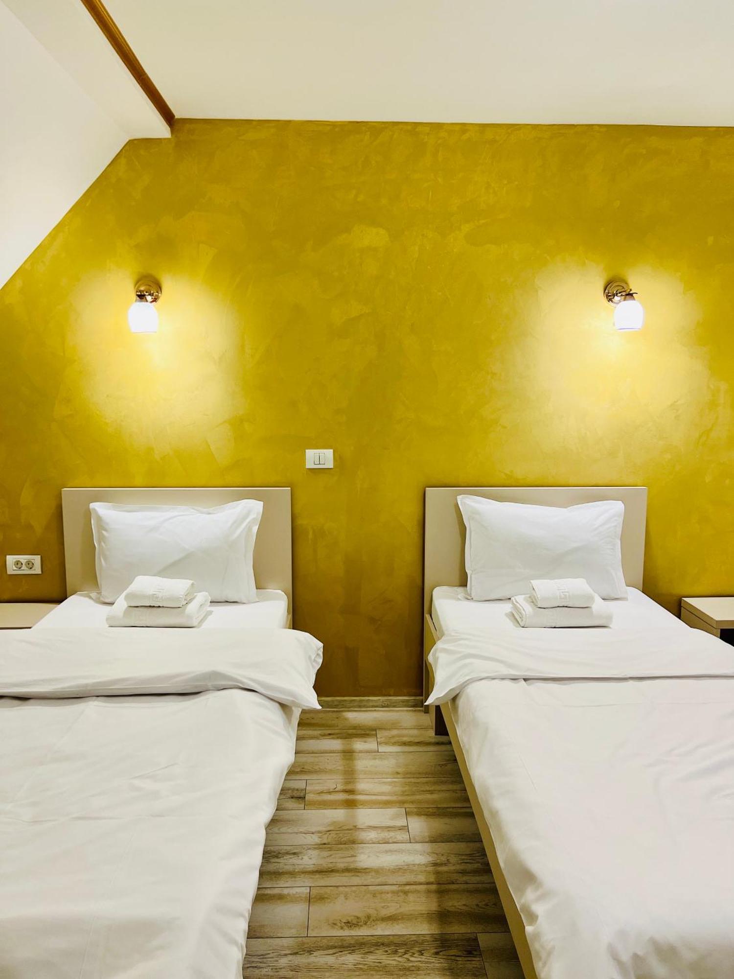 Hotel Marina Srl Bucureşti Eksteriør bilde